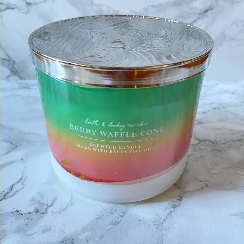 B&BW Berry Waffle Cone Triple Wick Candle